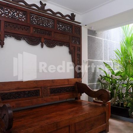 Ndliman House Near Ugm Jogja Mitra Reddoorz Hotel Kejayan Bagian luar foto