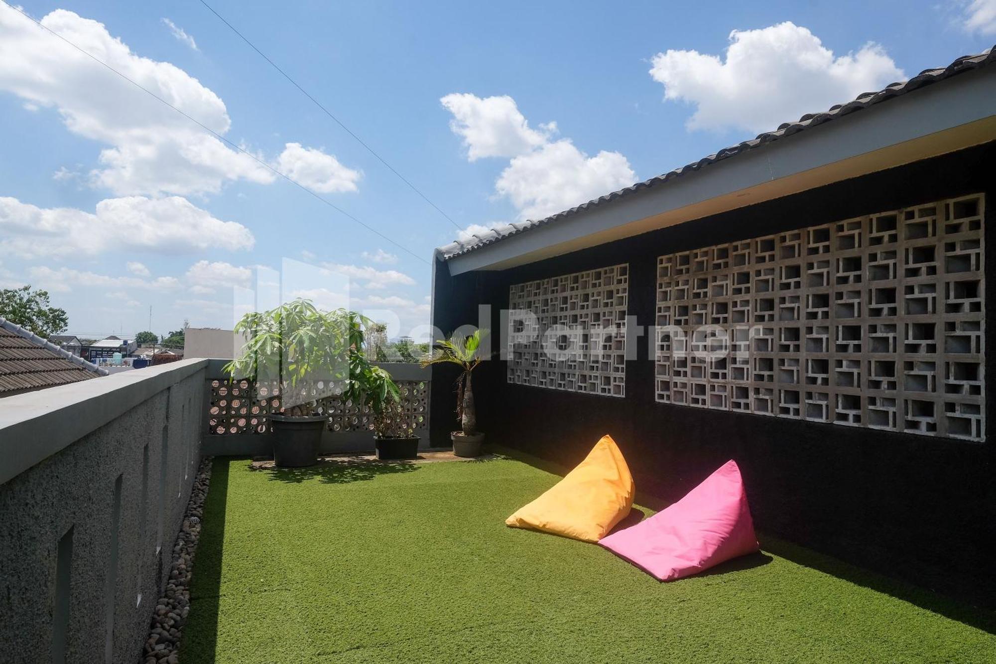 Ndliman House Near Ugm Jogja Mitra Reddoorz Hotel Kejayan Bagian luar foto