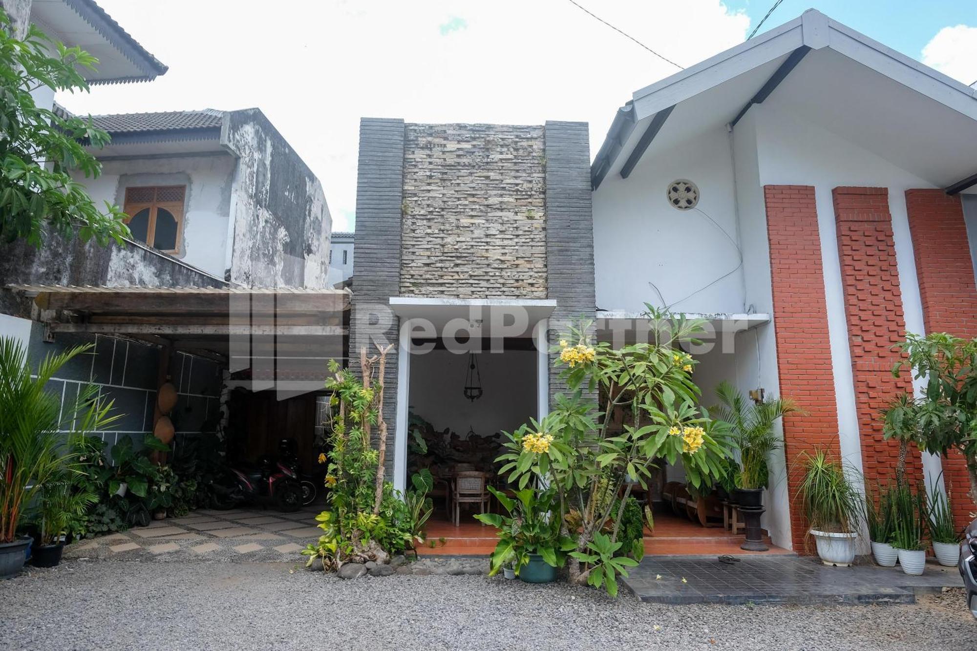 Ndliman House Near Ugm Jogja Mitra Reddoorz Hotel Kejayan Bagian luar foto