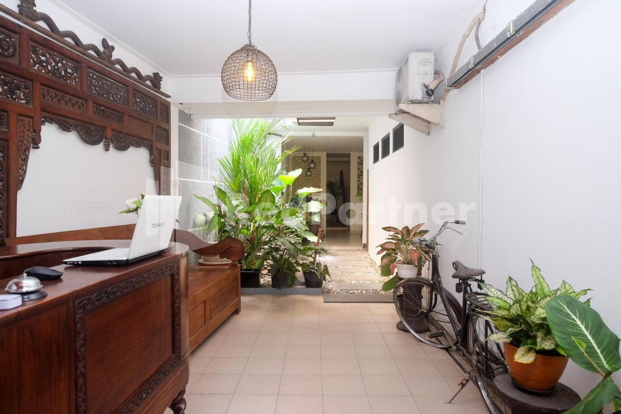 Ndliman House Near Ugm Jogja Mitra Reddoorz Hotel Kejayan Bagian luar foto