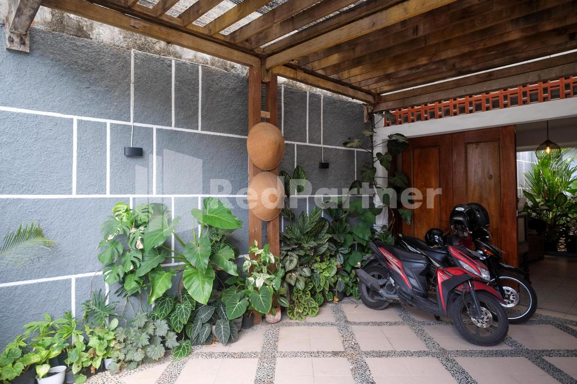 Ndliman House Near Ugm Jogja Mitra Reddoorz Hotel Kejayan Bagian luar foto